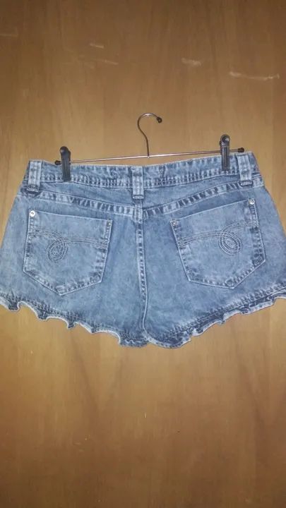 Short Jeans Azul Claro com Detalhe  - Foto 5