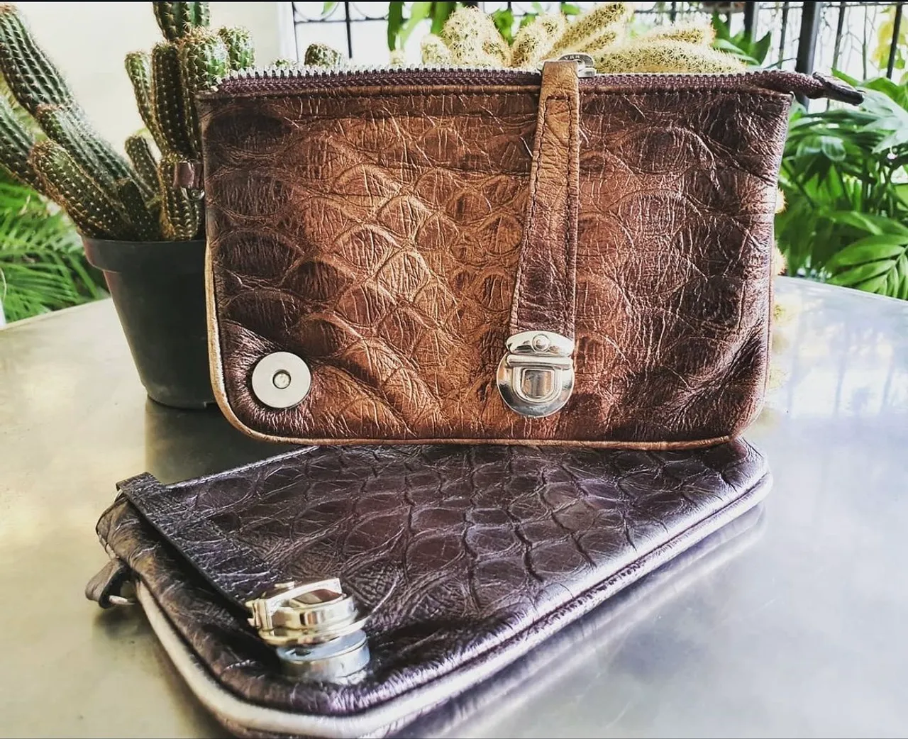 Bolsa carteira em couro NUNCA USADA
