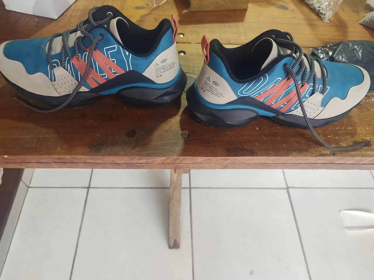 Tênis Oakley Nomad - Tamanho 41