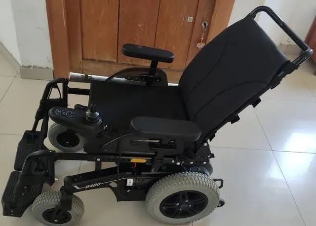 Cadeira de rodas B400 - Foto 4