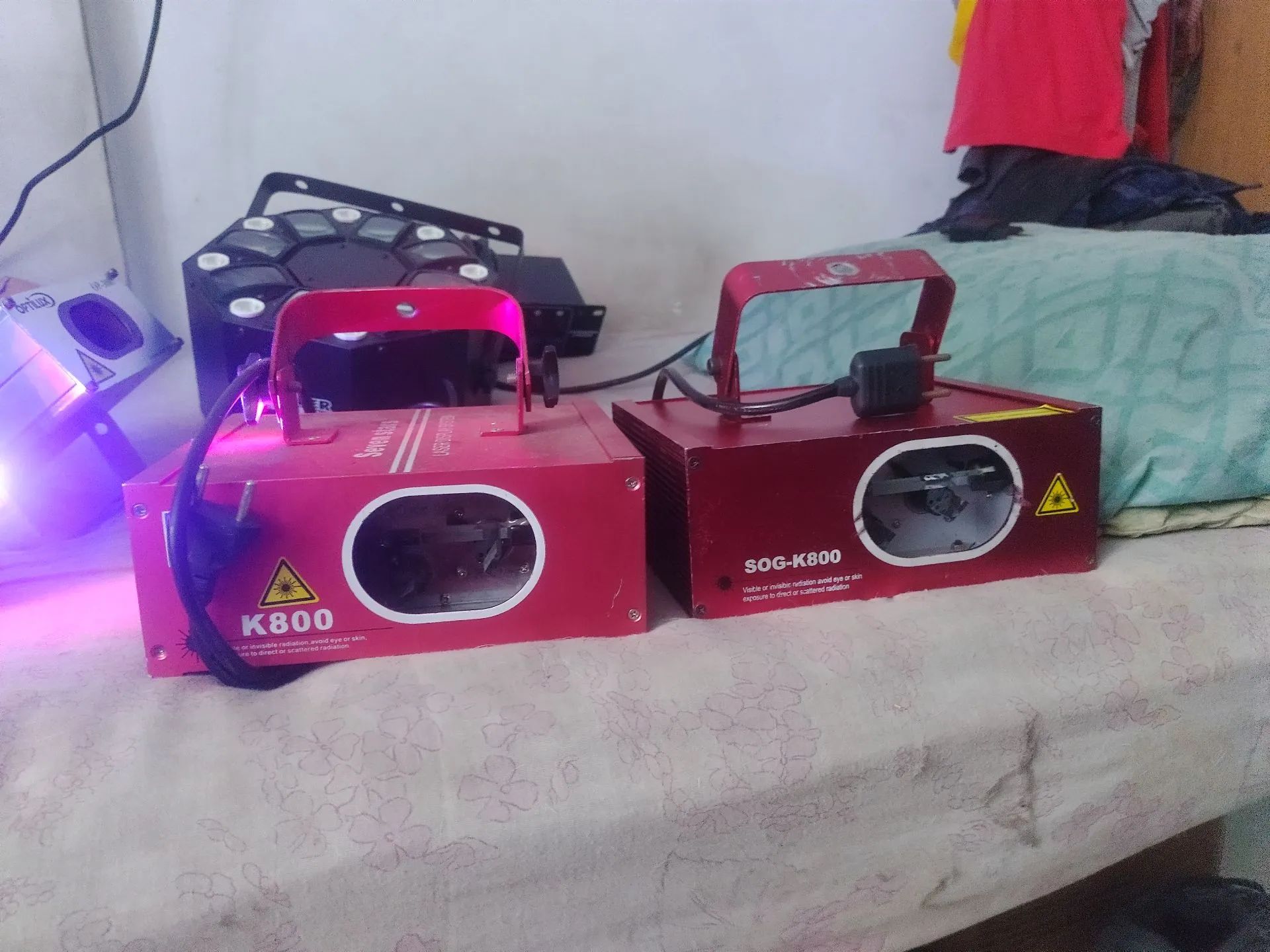 Iluminador de palco K800