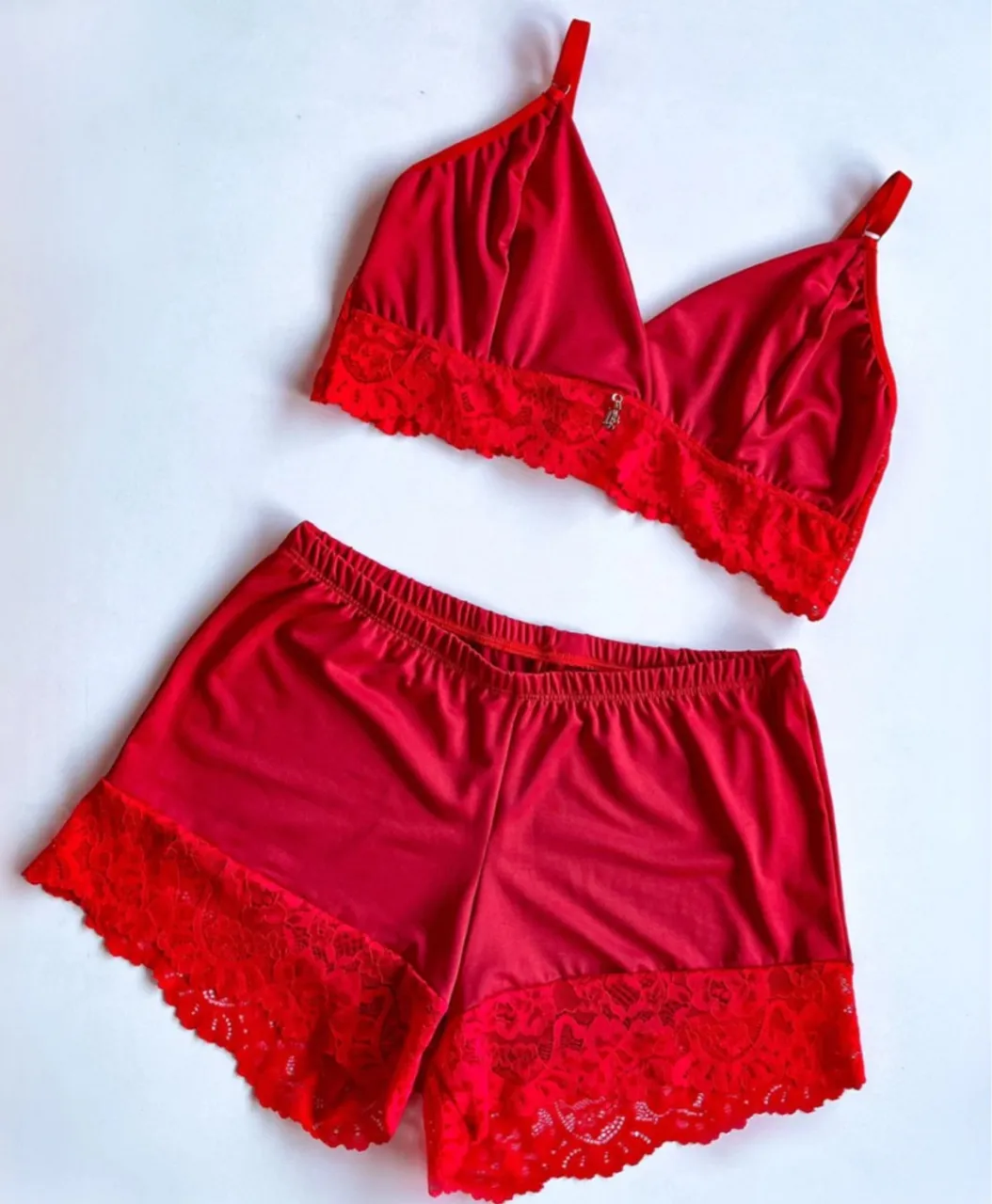 Conjunto de lingerie com renda
