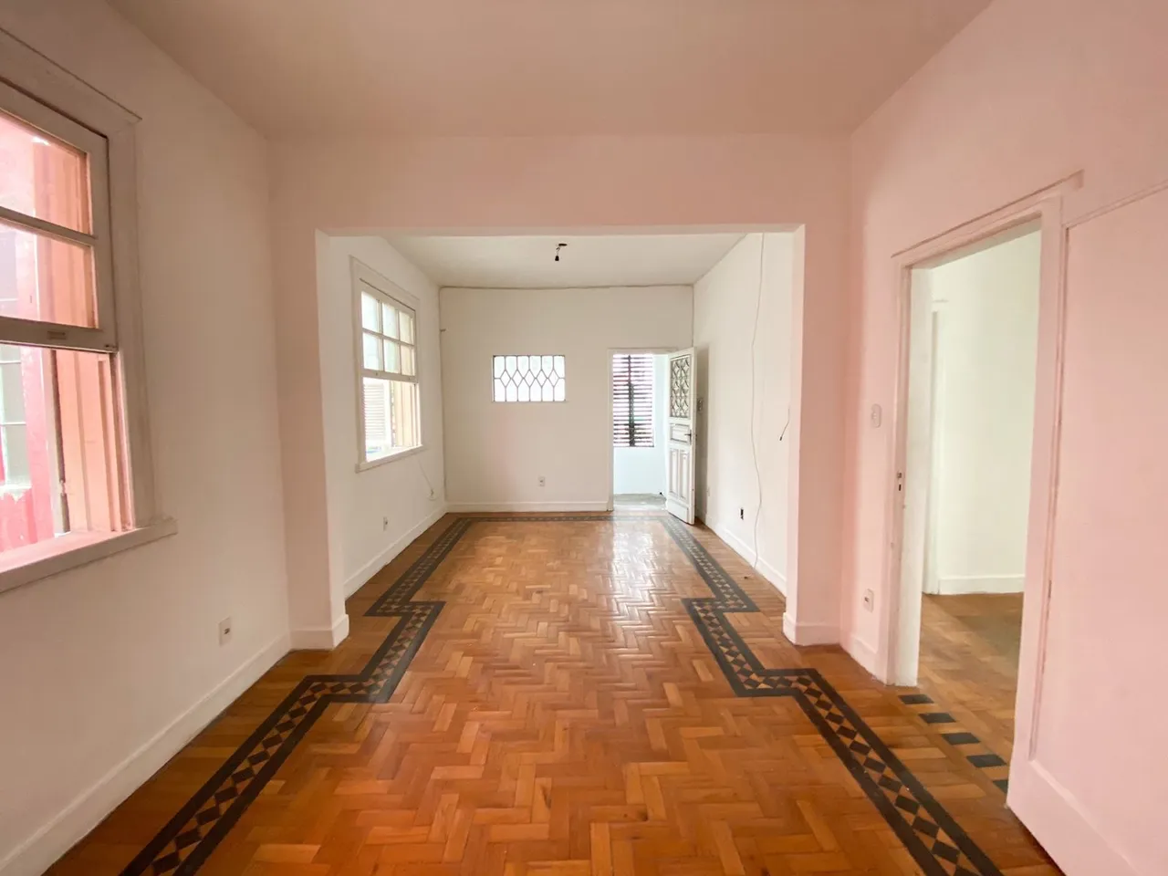Apt av amazonas 2464 com quartos bem grandes, privacidade, sem condominio atras do mater D
