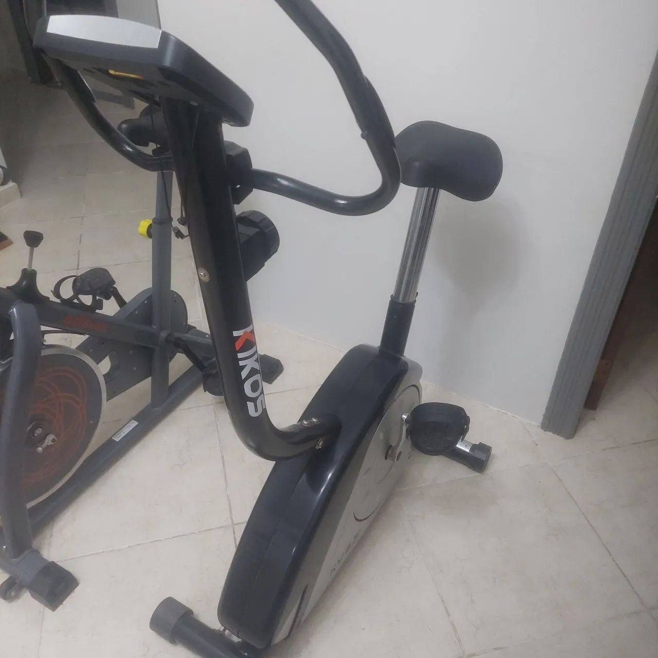 Bicicleta Ergométrica - Academia em Casa - Foto 4