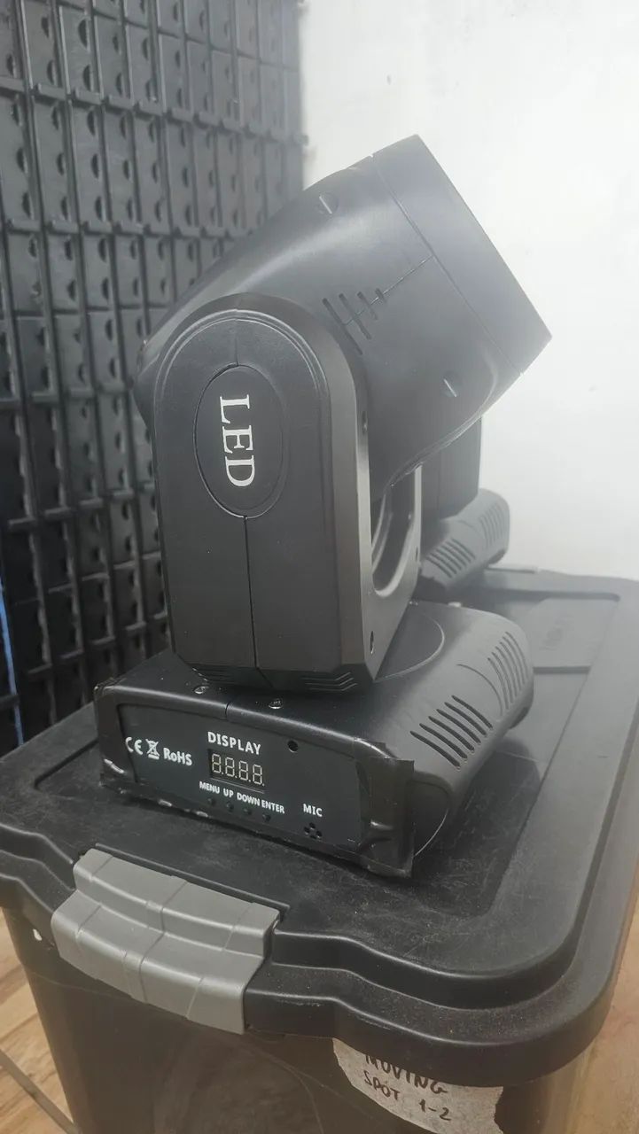 Kit de 2 Moving Head 2em1 Spot 60w Prisma 3 Faces+ Wash 6 Leds 12w 110/220v. - Foto 4