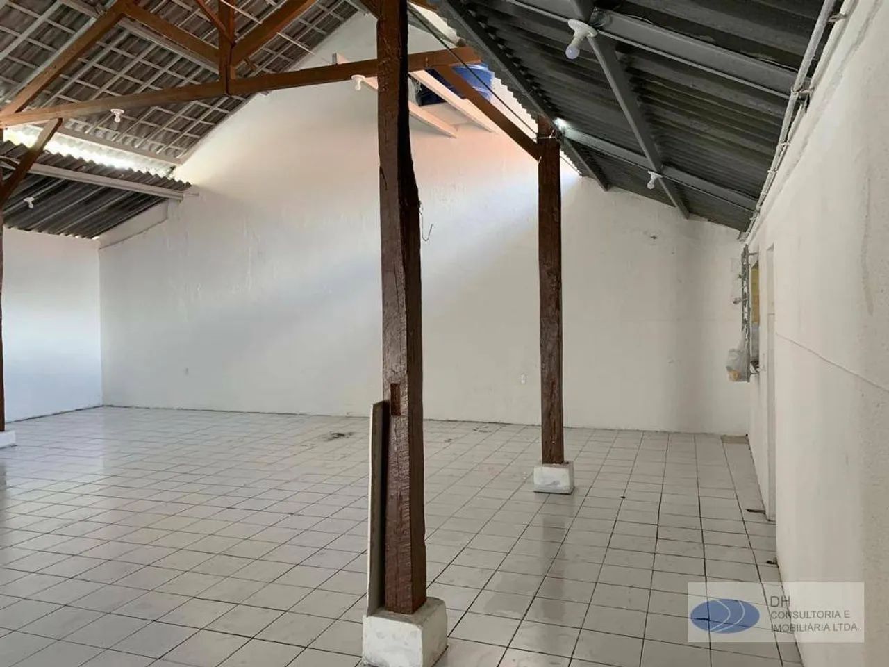 Galpão para alugar, 166 m² por R$ 1.982,74/mês - Benfica - Fortaleza/CE - Foto 4