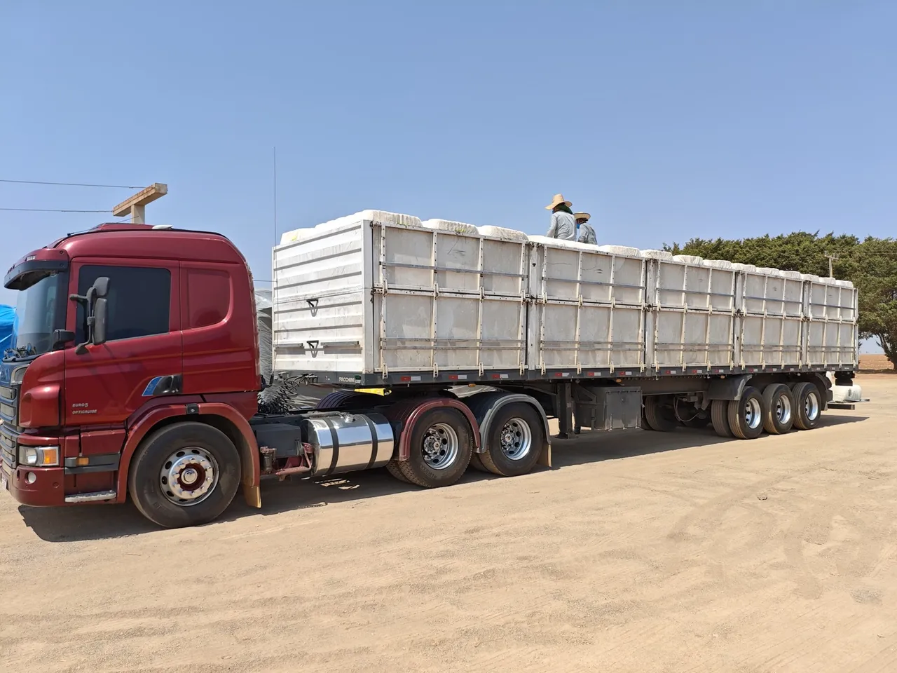 CARRETA FACCHINI 20/20 13.50x1.80 R$ 105.000,00