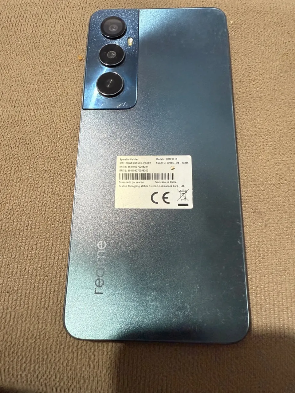 Celular muito conservado