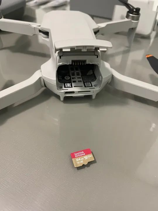 Drone DJI Mini 2 Fly More Combo - Super Conservado - Foto 3