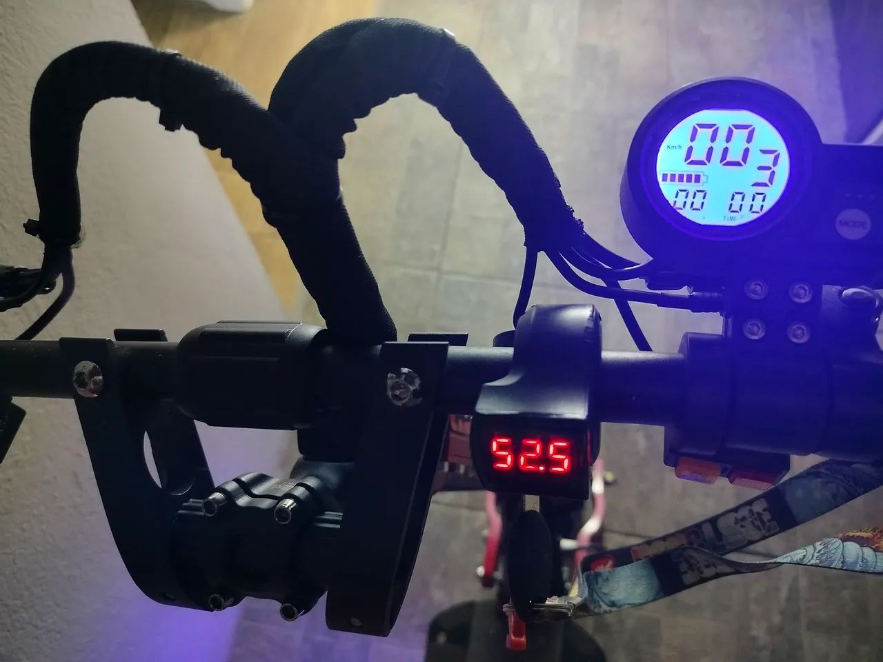 Patinete elétrico s13 2000w foston,70km/h,sobe qualquer subida. - Foto 3