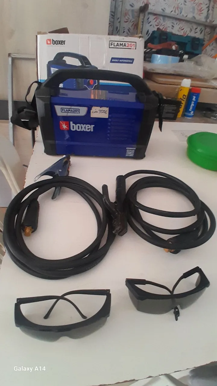 Solda Elétrica Boxer Flama 201 e EPIs