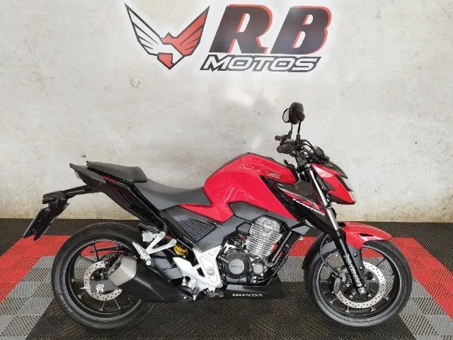 CB 300 F Twister Abs 2024 Vermelha 1º Dono 3.000 km Emplacada e Quitada (  Na Garantia  )