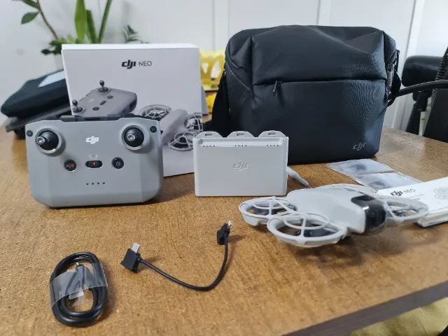 DRONE DJI NEO FLY MORE - Foto 3