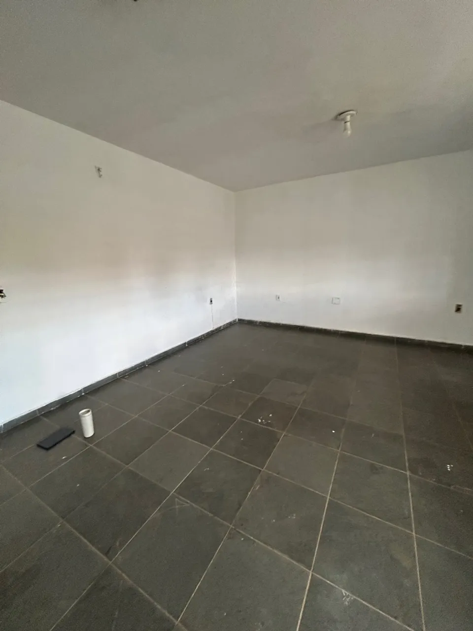 Alugo kitnet/quitinete/sala comercial no Park Sul/sof Sul