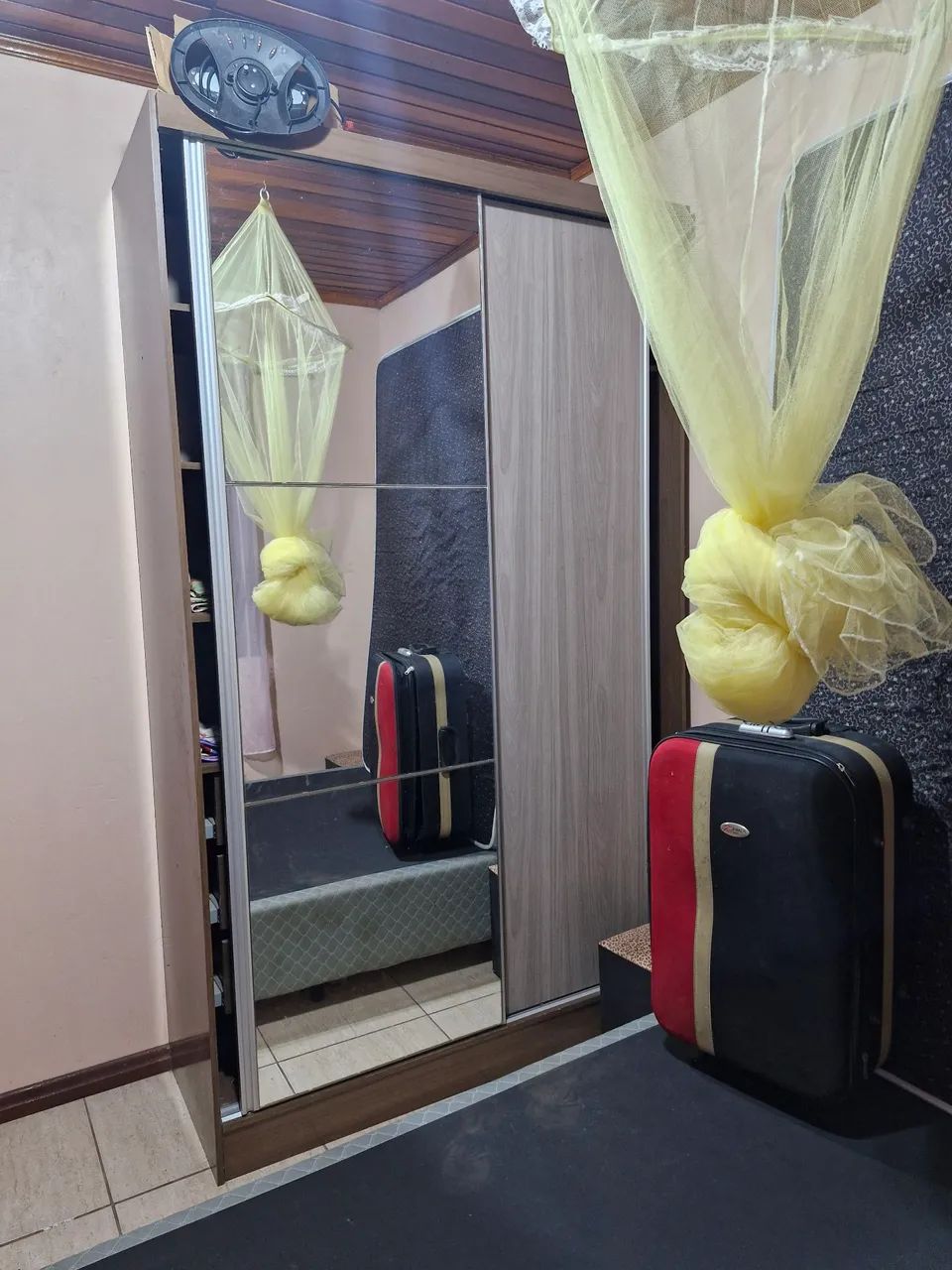 Roupeiro 64352822827265121