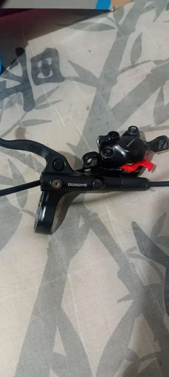 Freio hidráulico Shimano dianteiro  - Foto 2