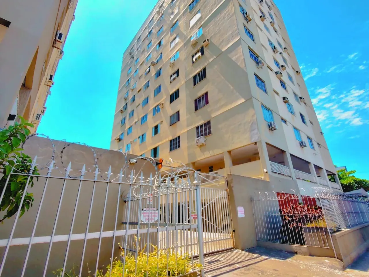 Apolo - Taquara - Excelente apto com 100m² de 3 quartos com 1 suite com hidro