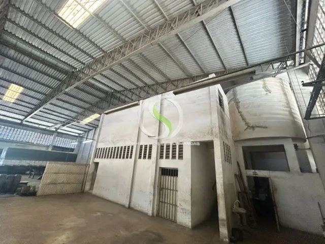Excelente Galpão Logistico e Industrial 3.000m² c/ Pé direito 8 metros - Foto 4