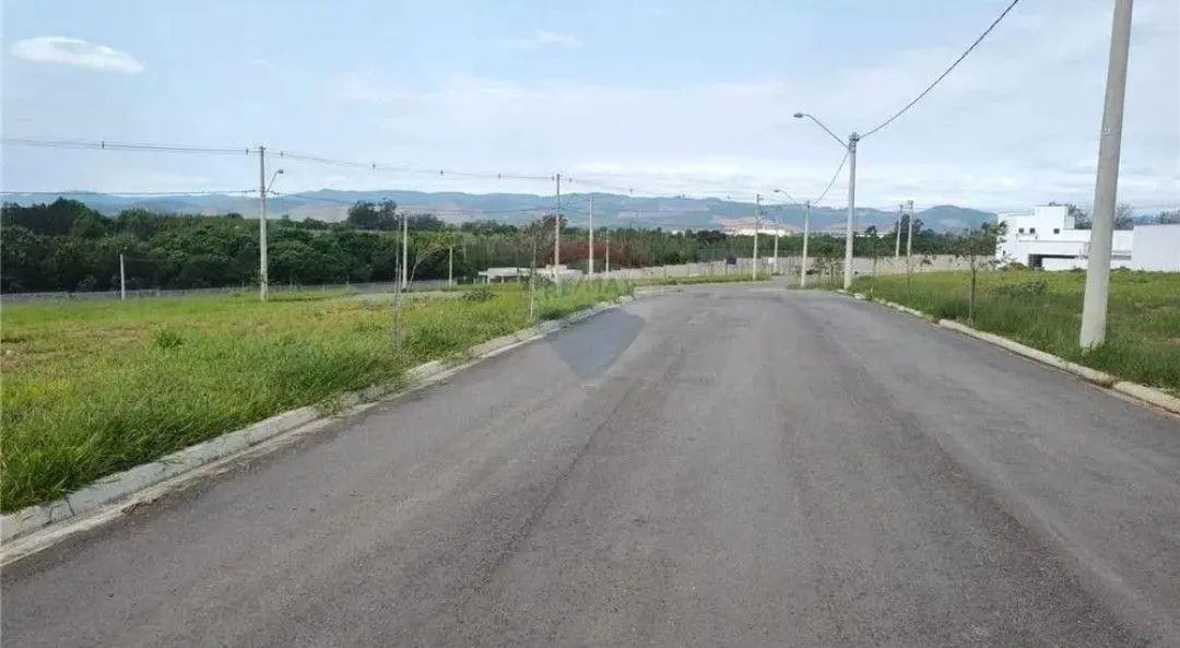 Foto - Pindamonhangaba - Residencial e Comercial Bosque da Imperatriz