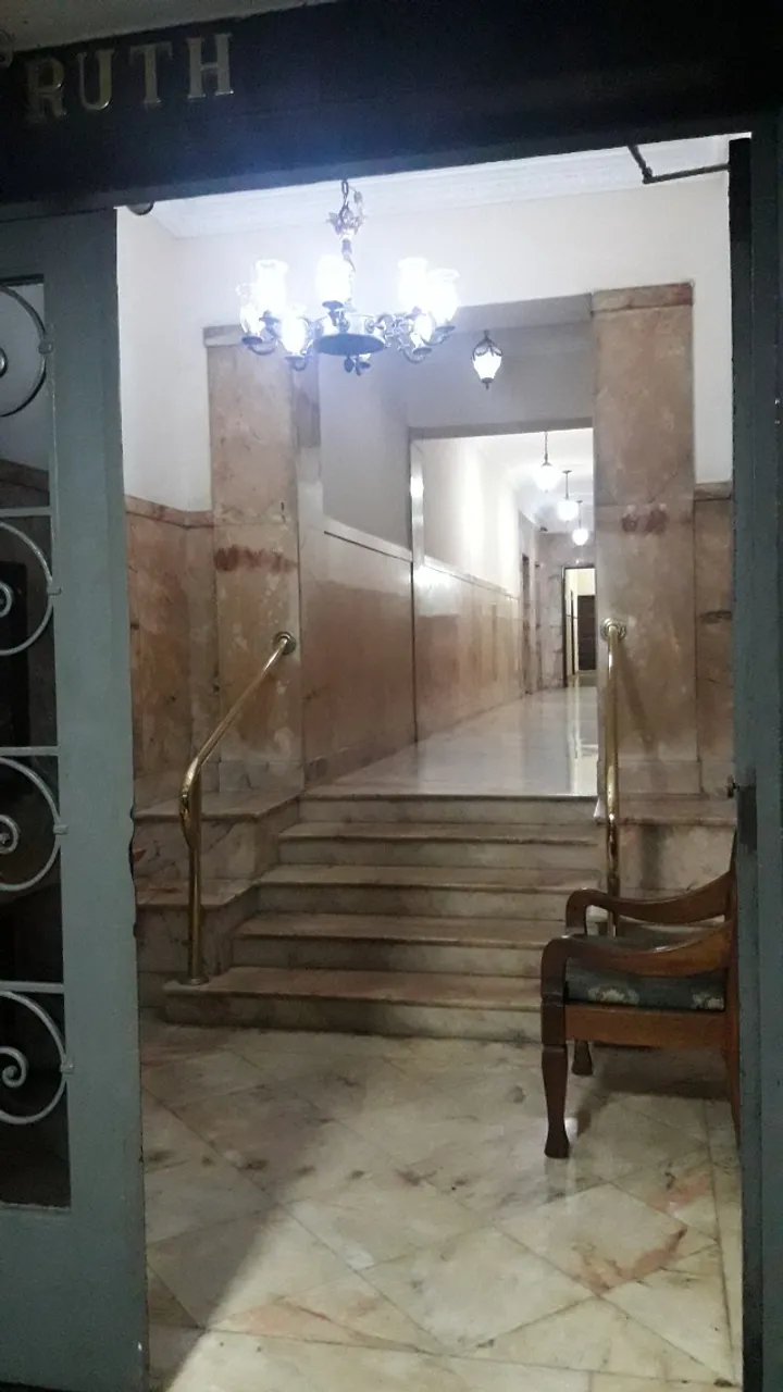 Aluga-se Excelente Apartamento em Copacabana- Grande oportunidade!!!