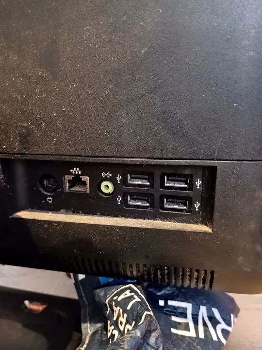 HP All-in-One Computer with Broken Screen404871454330736641