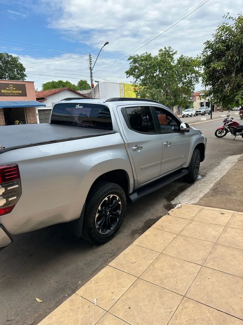 Mitsubishi L200 Triton Sport HPE 2.4 CD Diesel Aut. 2023 - Foto 7