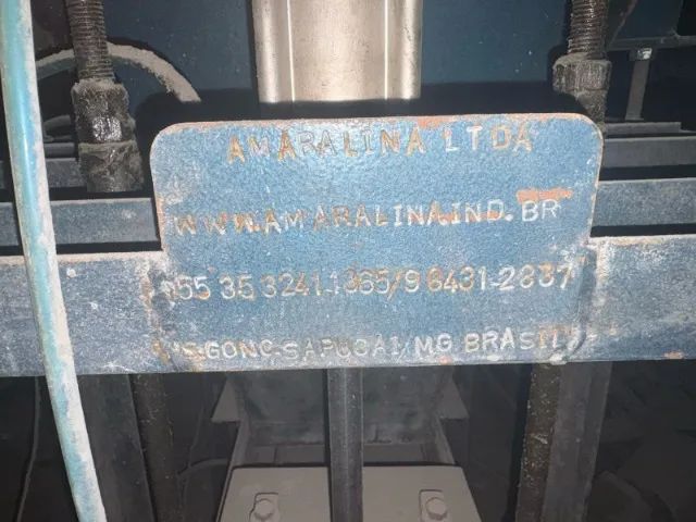 MAQUINA DE BLOCO DE CONCRETO NOS 3 TAMANHOS 2 - Foto 2