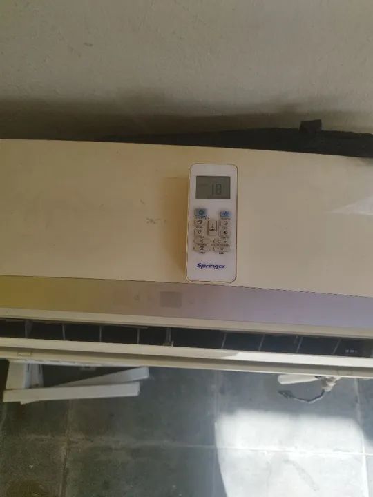 Ar condicionado Split Springer Carrier 12.000 BTUs - Foto 2