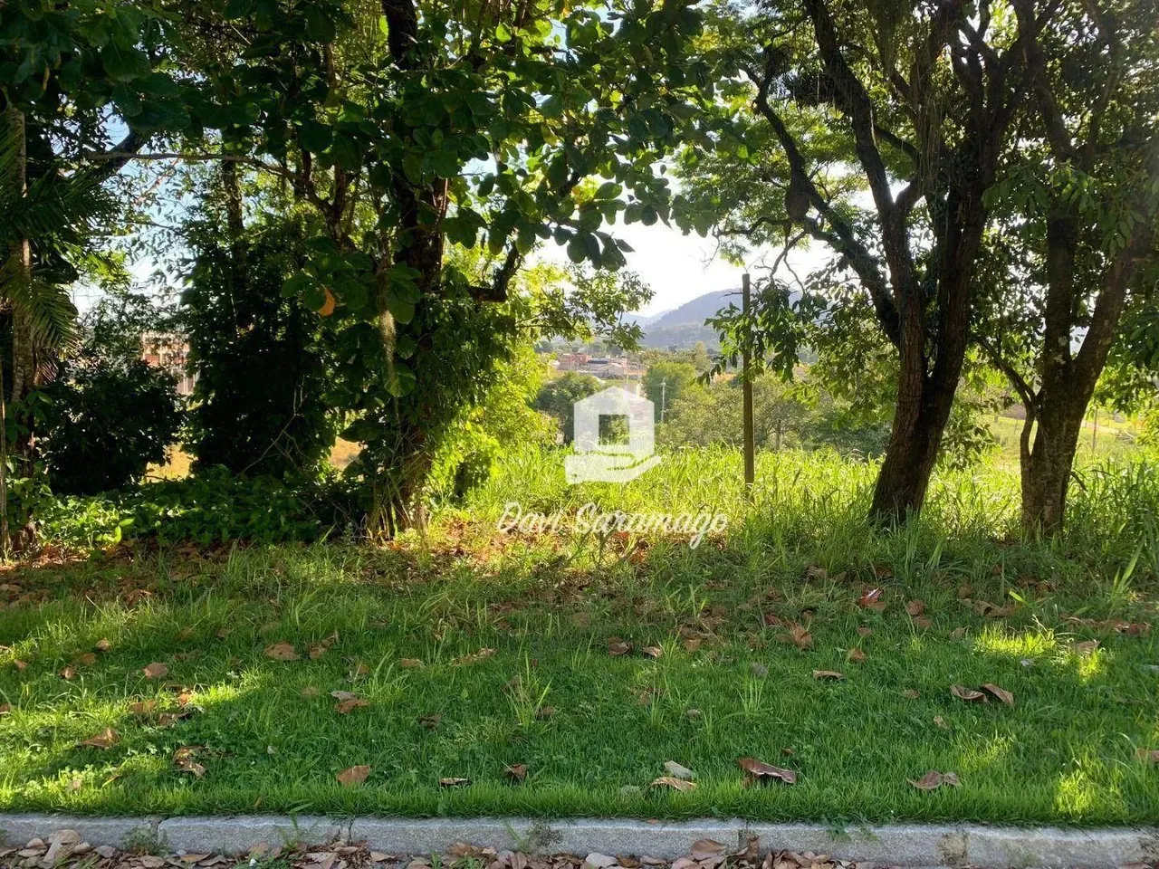 Terreno à venda Condomínio Ubá Maricá