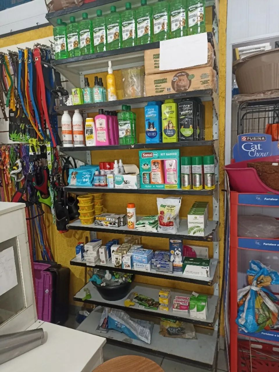 Oportunidade para empreender. Passo ponto, com toda a estrutura montada para loja de raçao - Foto 4