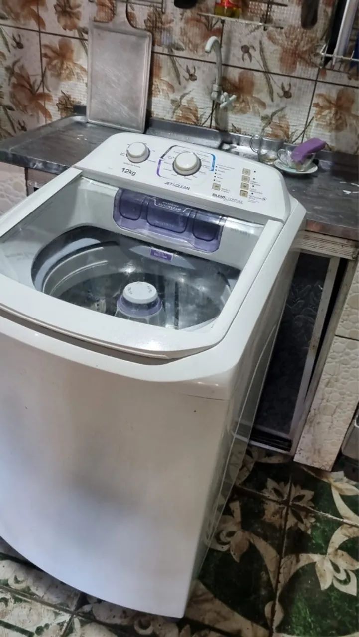 Lavadora Electrolux 12kg Jet&Clean - Foto 2