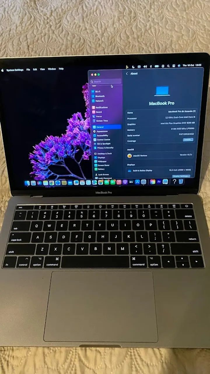 MacBook Pro 13 -  2.3Ghz dual-core i5 