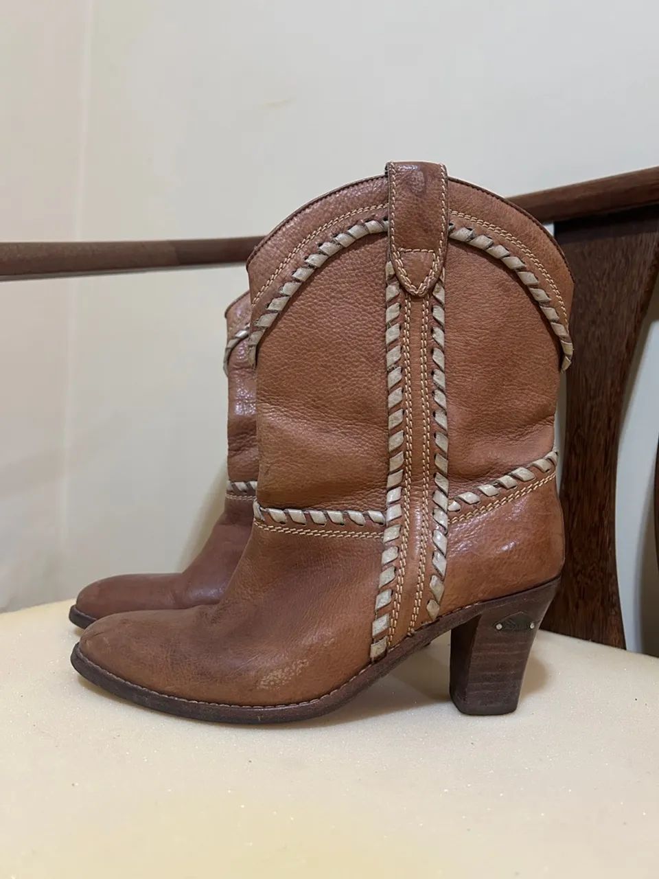 Bota Paragon Couro Legítimo 35