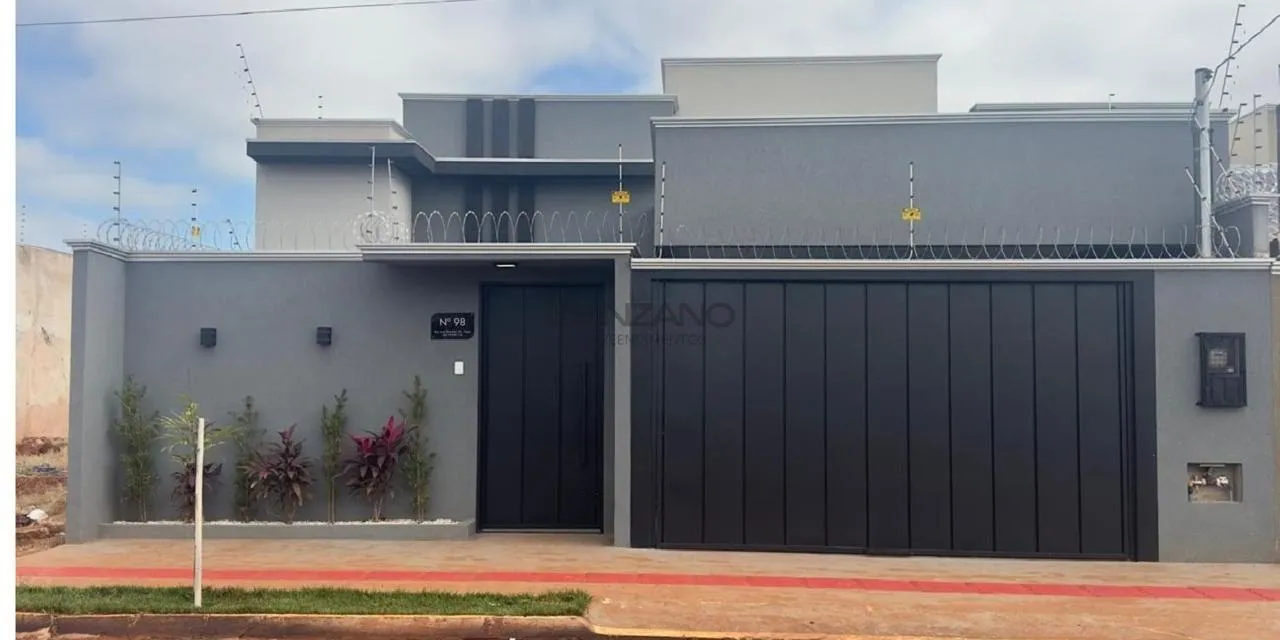 Casa no Jardim Tijuca - Campo Grande