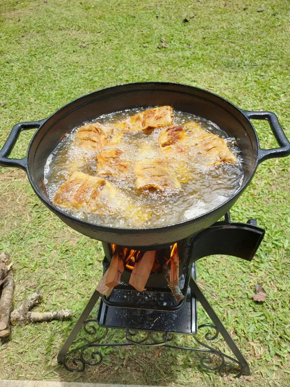 FOGAREIRO FOGÃO LENHA DE FERRO 