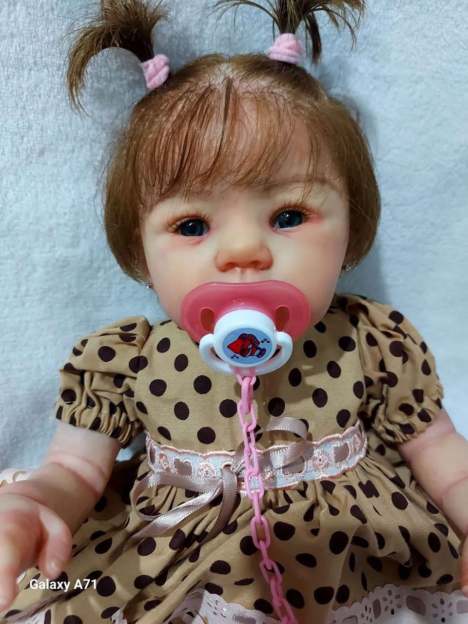 Linda Boneca Reborn com Roupinha e Chupeta