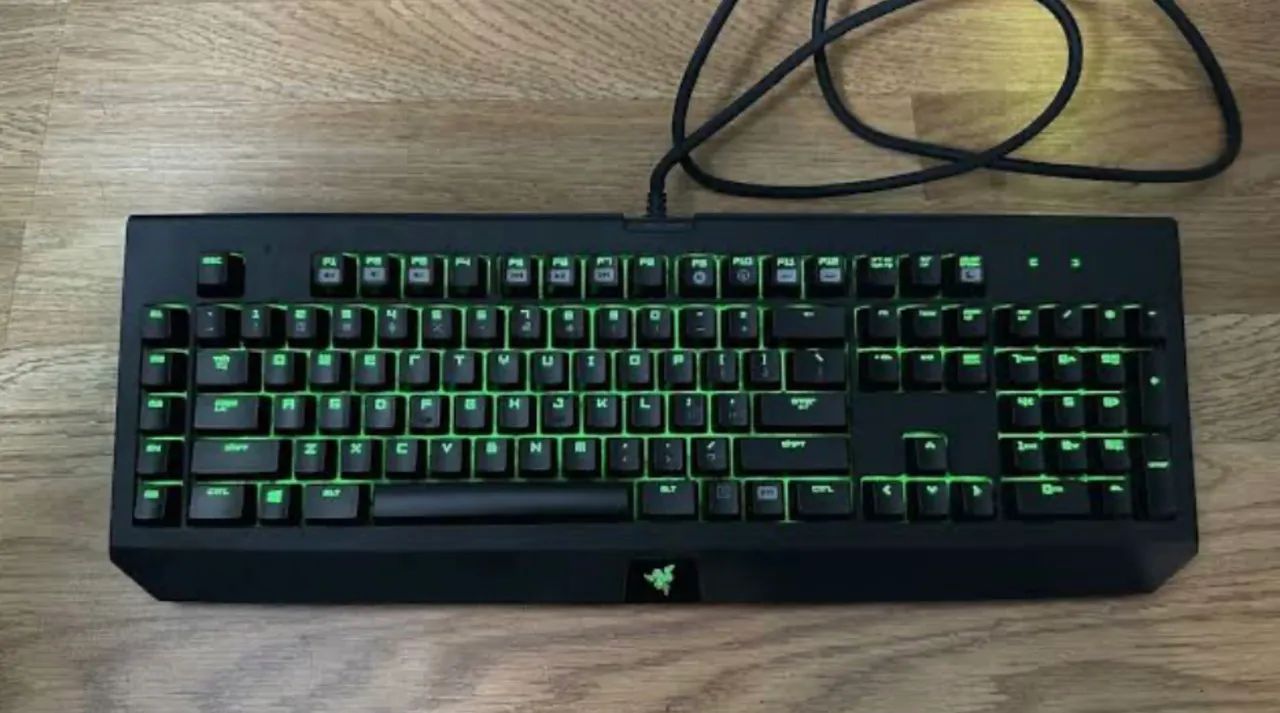 TECLADO MECÂNICO RISE BLACKWIDOW 2016 ULTIMATE RGB VERDE