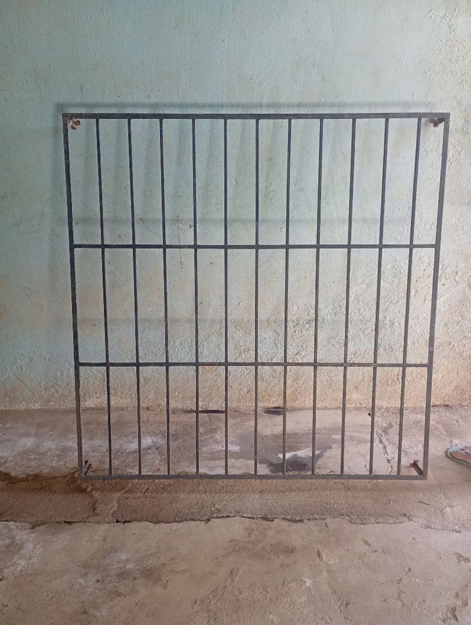 Iron fence64330444549377120