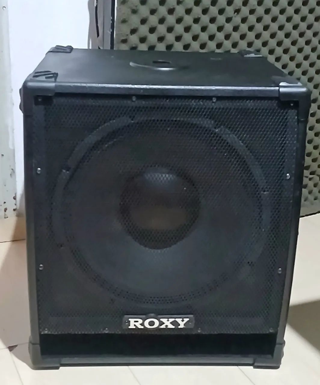 Sub de 15  Roxy Ativo .