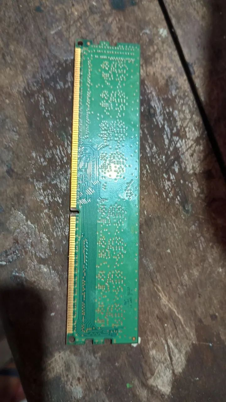 Pente de memória ddr3 4gb para desktop retirada no local  - Foto 3
