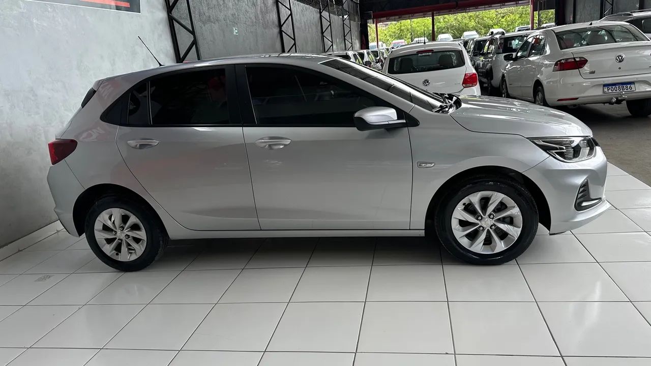 Onix LT 2 1.0 Manual 2020/2021 - Foto 4