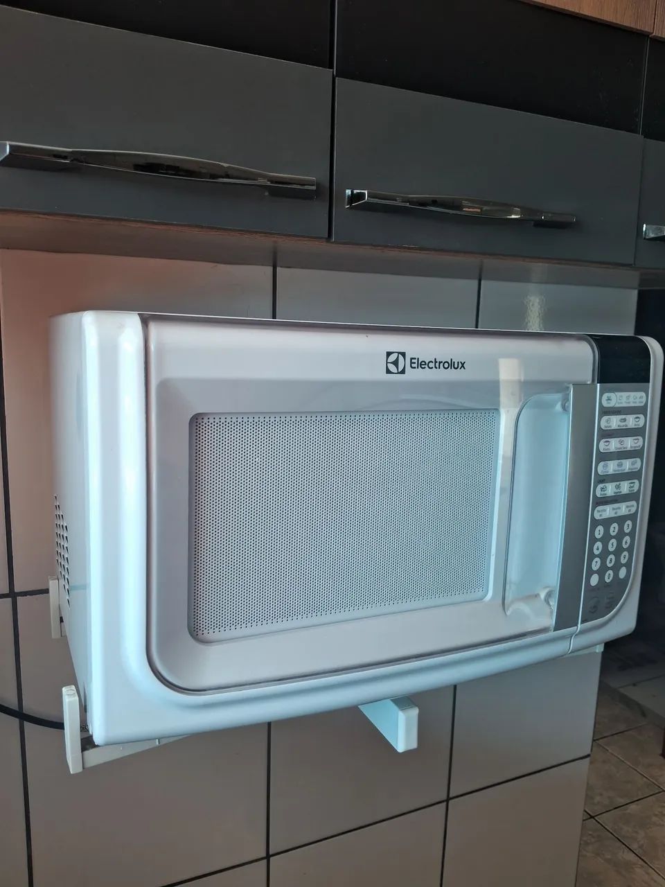 Micro-ondas Electrolux 20L64312007948161121