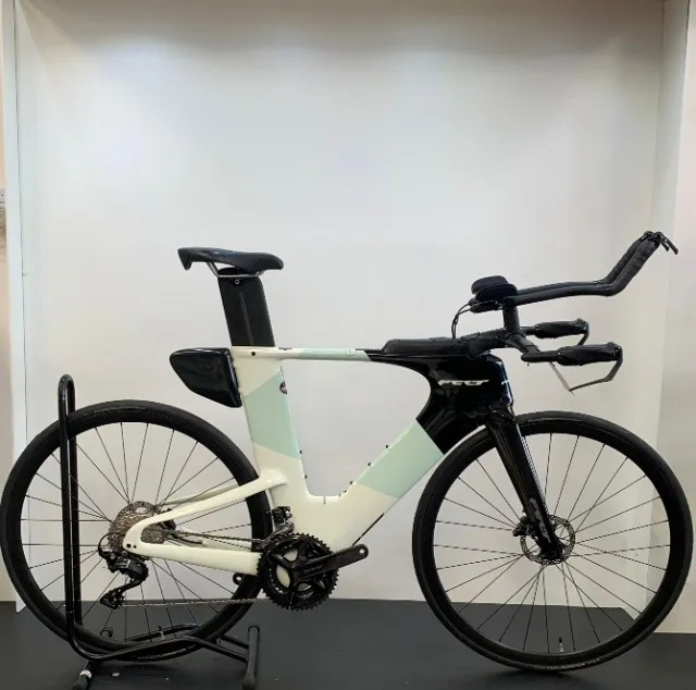 Bicicleta TT Felt