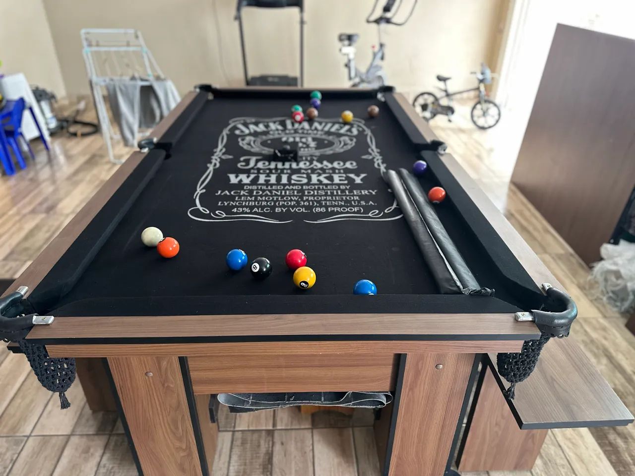 Mesa de sinuca64316477425666124