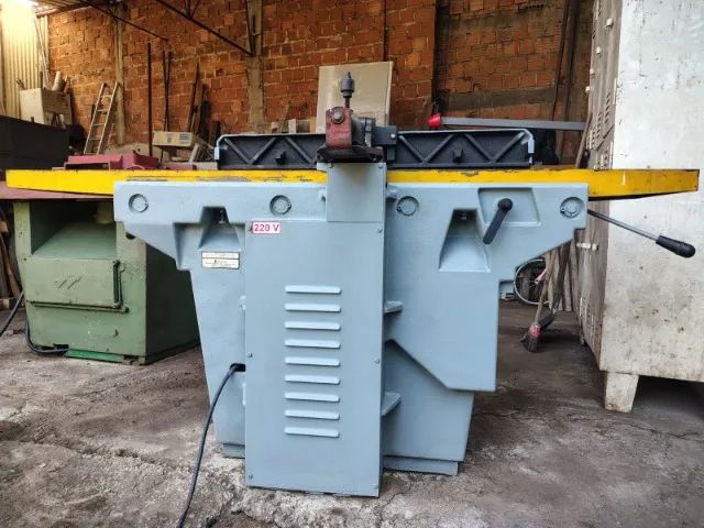 Plaina desempenadeira Invicta DI-32 1.80x32, 3 facas - Foto 2