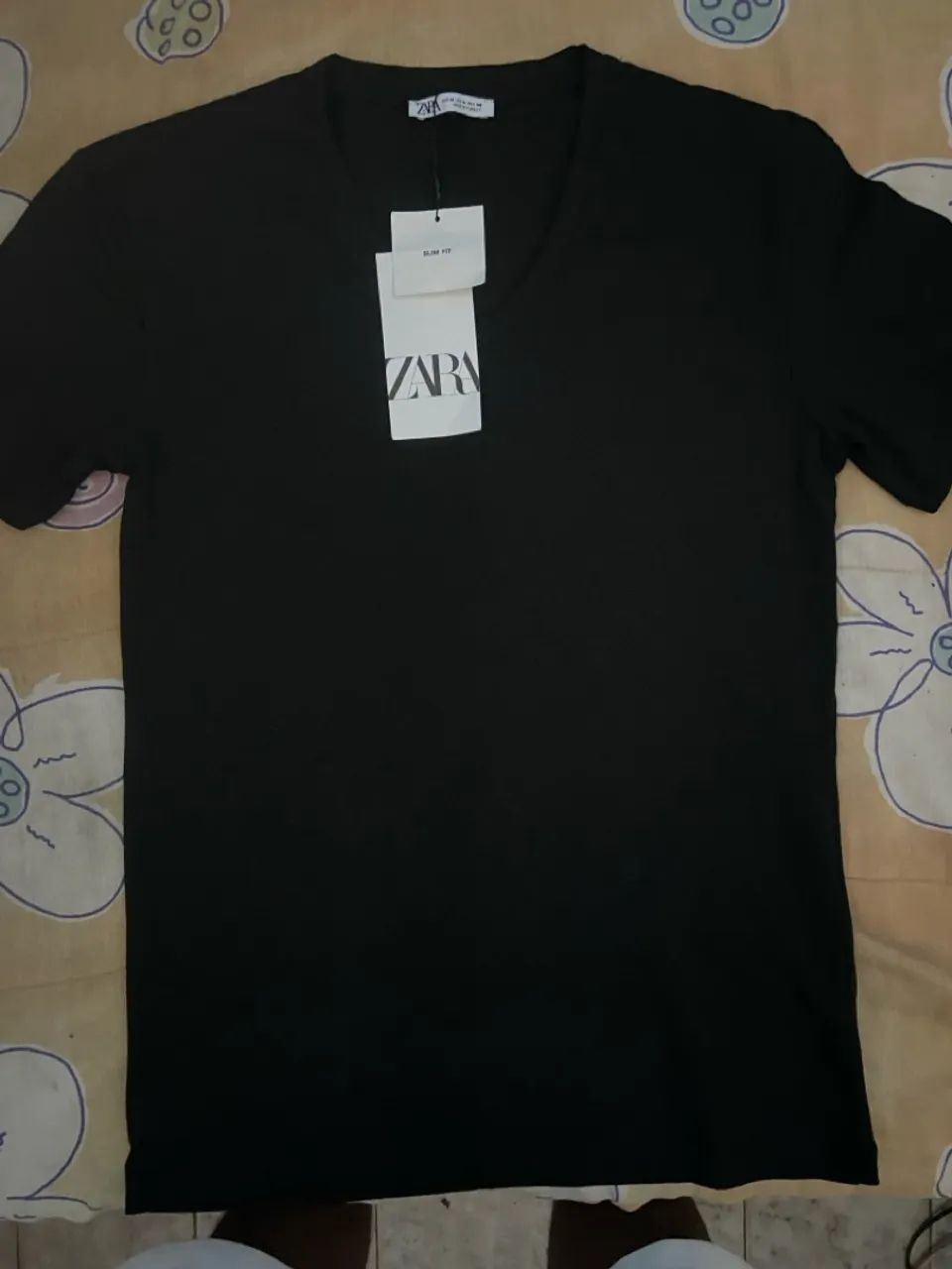 Camiseta Zara Slim Fit Preta - Foto 2