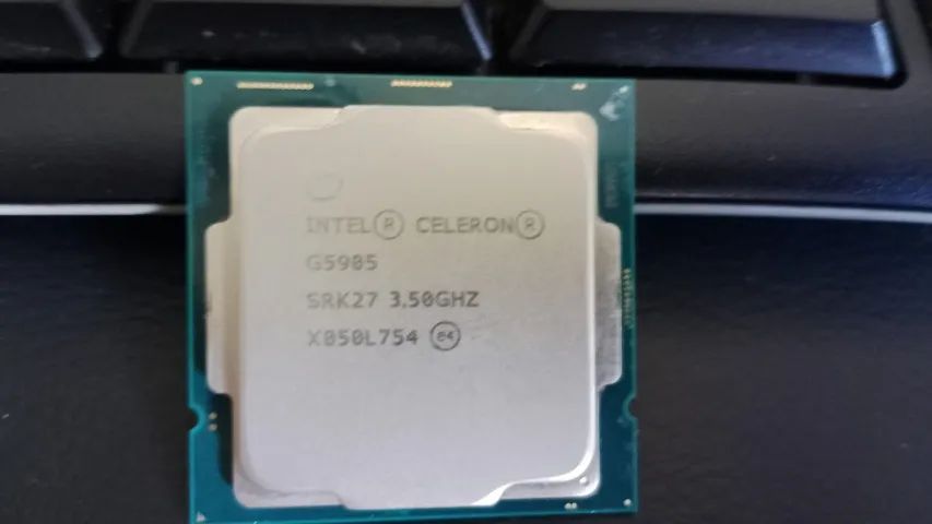 Processador Intel Celeron G5905 FCLGA1200 (Usado) Não entrego Não cartão Leiam o anuncio