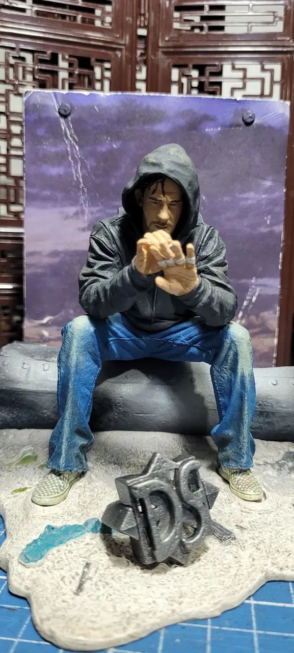 ACTION FIGURE MCFARLANE LOST CHARLIE PACE