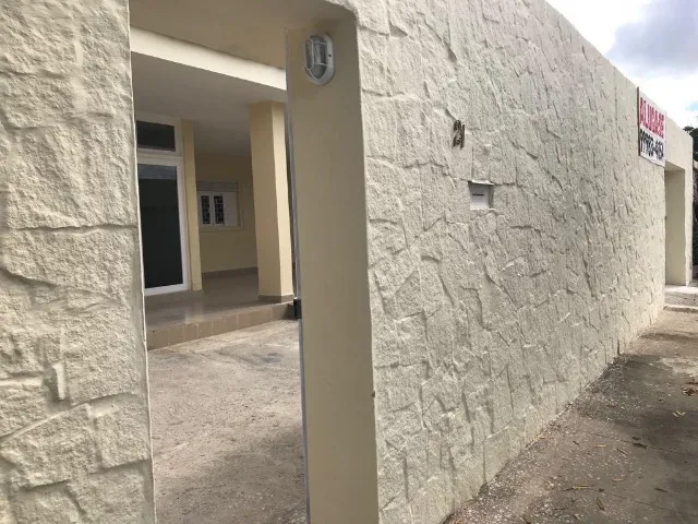 Casa pra Alugar no Cond. Bernardo Oiticica - Jardim Petrópolis 1