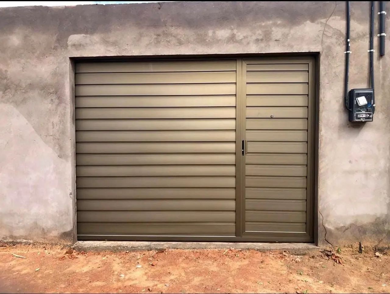 Portão de alumínio 